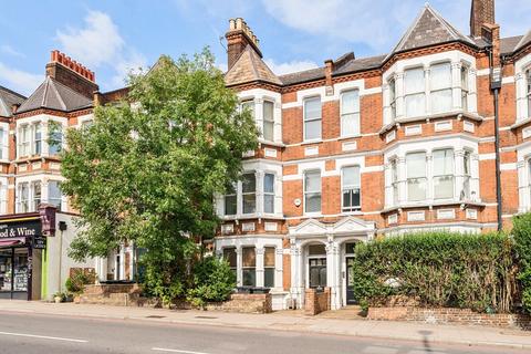 3 bedroom flat for sale, Archway Road, London, N6