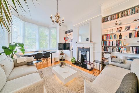 Archway Road, Highgate, London, N6