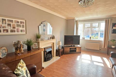 3 bedroom detached house for sale, St. Edmunds Close, Wainfleet St. Mary, Skegness, PE24 4ER