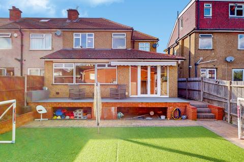 5 bedroom end of terrace house for sale, Harrow, Greater London HA2