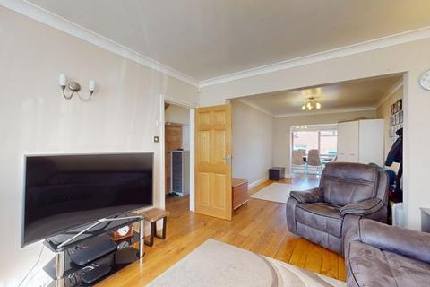 5 bedroom end of terrace house for sale, Harrow, Greater London HA2