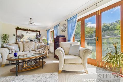 3 bedroom semi-detached house for sale, Beachy Head View, St. Leonards-On-Sea