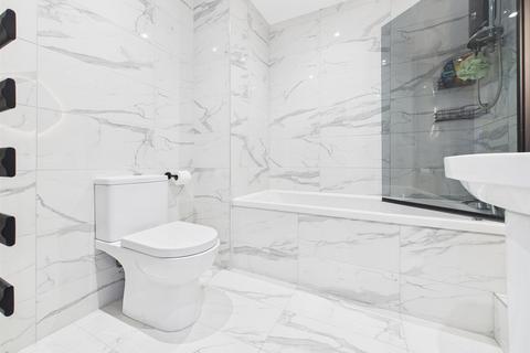 2 bedroom apartment for sale, North Side, Gateshead NE8