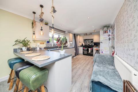 4 bedroom detached bungalow for sale, The Terrace, Cambridge CB22