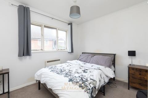 undefined, Excalibur Close, Crawley RH11