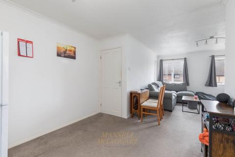 undefined, Excalibur Close, Crawley RH11