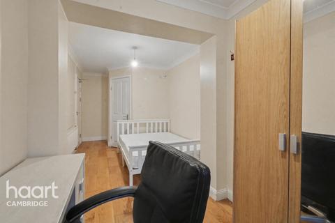 undefined, Hereward Close, Cambridge