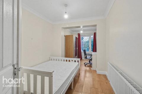 undefined, Hereward Close, Cambridge