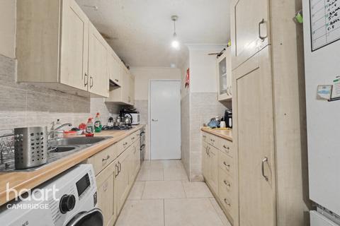 1 bedroom in a house share to rent, Hereward Close, Cambridge
