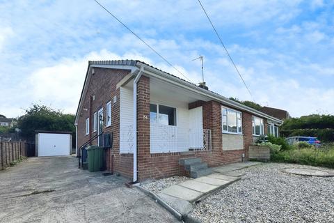 2 bedroom bungalow for sale, Cornmill Drive, Liversedge, WF15