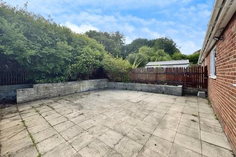 2 bedroom bungalow for sale, Cornmill Drive, Liversedge, WF15