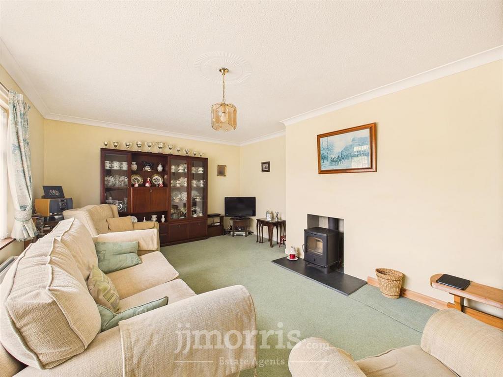 CAM05297 G0-PR0084-STILL009.jpg