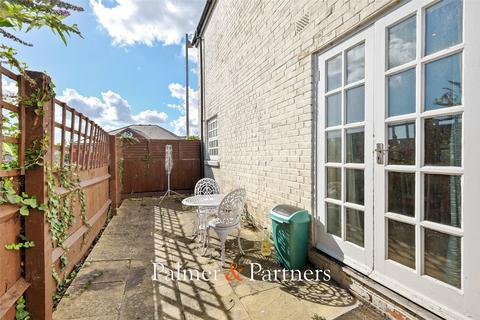 3 bedroom end of terrace house for sale, Neptune Court, Colchester, Essex, CO1