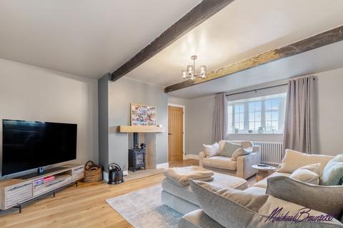 3 bedroom end of terrace house for sale, Egypt Road, Bradford BD13