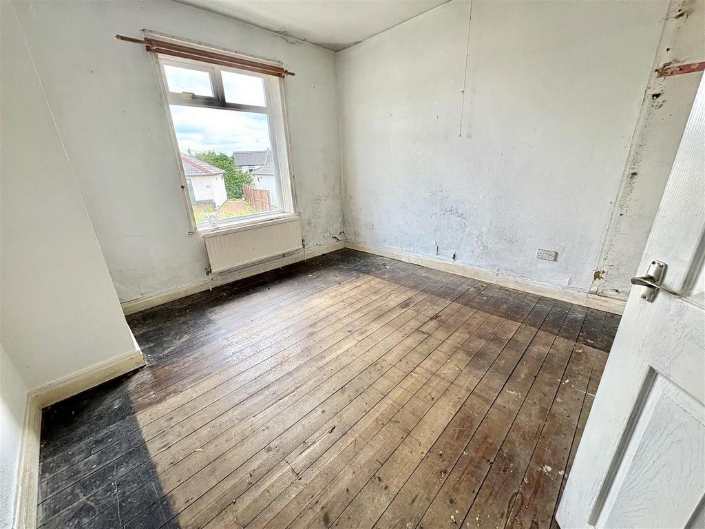 Bramleys Estate Agents - Auction - Bankfield Garde