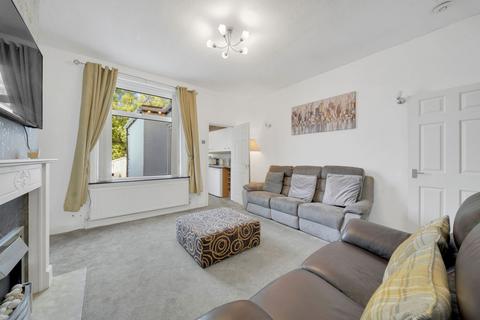 37 Barry Street, Burnley, BB12 6DT