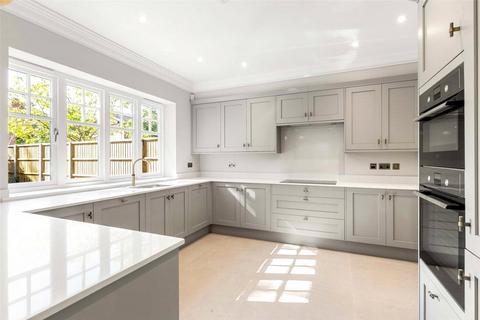 3 bedroom detached house for sale, Woodland Grove, Weybridge, KT13