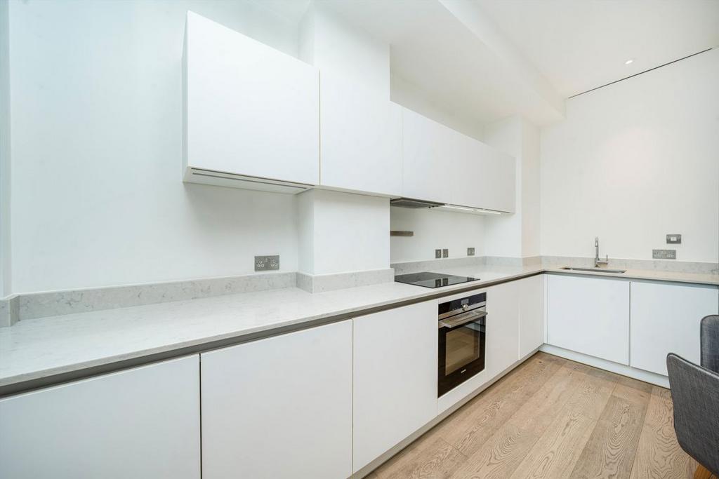 Apartment in London - View 3
