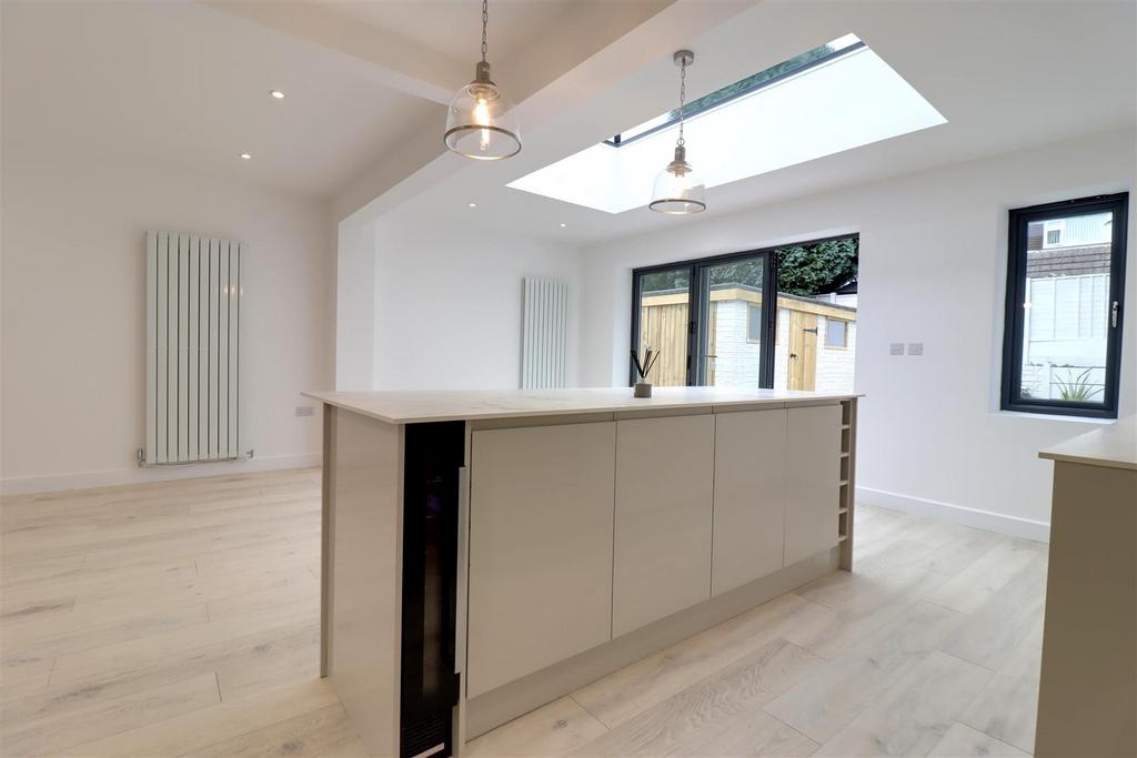 IMG 6634-IMG 6636.jpg