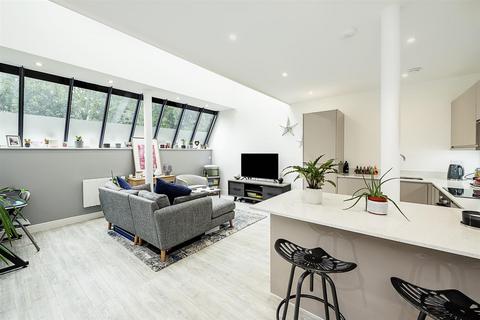 2 bedroom apartment for sale, Sutton Road, St. Albans