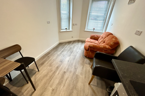 1 bedroom apartment to rent, St Michaels Road, Bournemouth