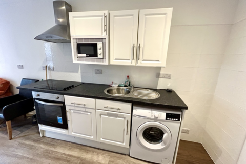 1 bedroom apartment to rent, St Michaels Road, Bournemouth