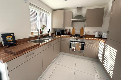 undefined, Cae Garw, Blackwood NP12