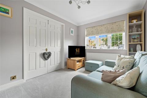 4 bedroom detached house for sale, Gainsborough Close, Billericay, CM11