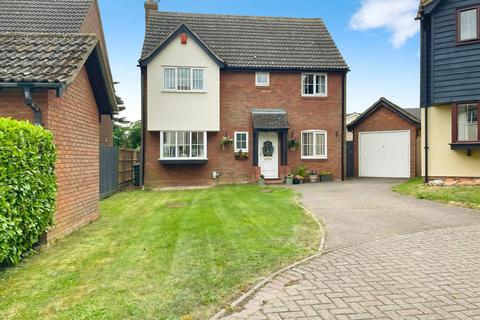 4 bedroom detached house for sale, Broadfield, Dunmow CM6