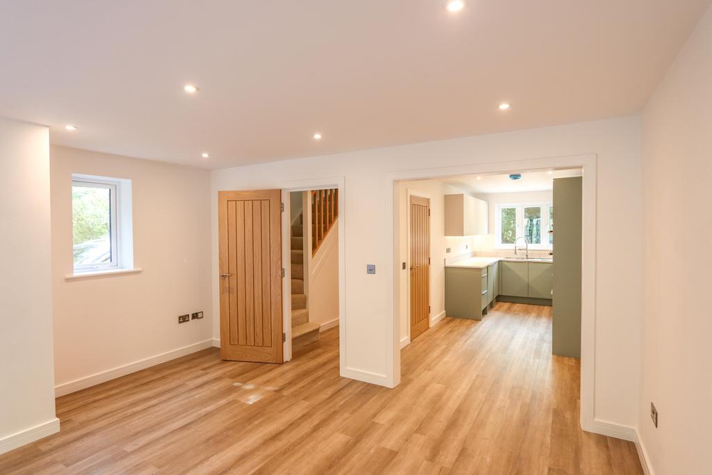 Living/dining area