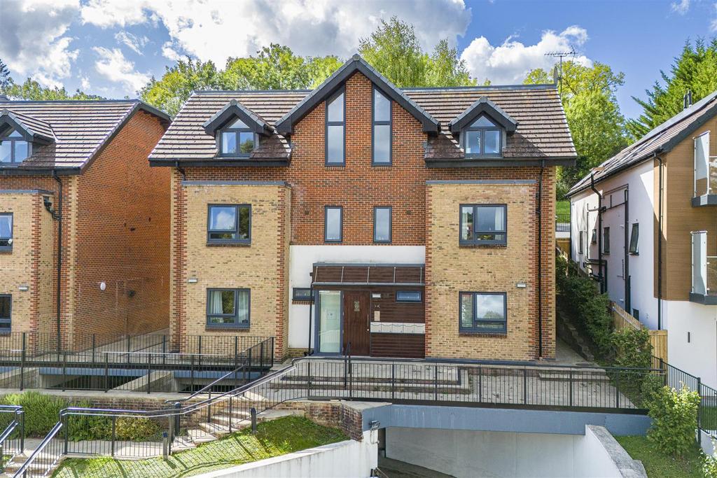 Flat 10, 142, Kingsmead Road, HP11 1 JB Drone-1.jpg