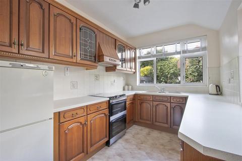 4 bedroom semi-detached house for sale, Cromwell Road, Chesterfield