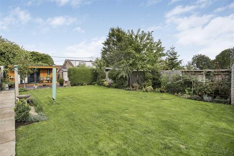 undefined, Bicester Road, Launton, Bicester