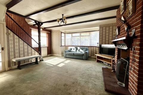 undefined, Gilders Road, Chessington, Surrey. KT9 2EB