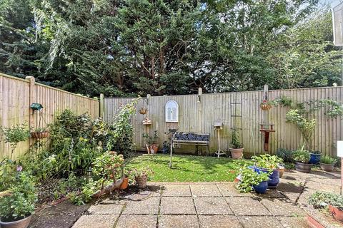 undefined, The Thatchings, Polegate