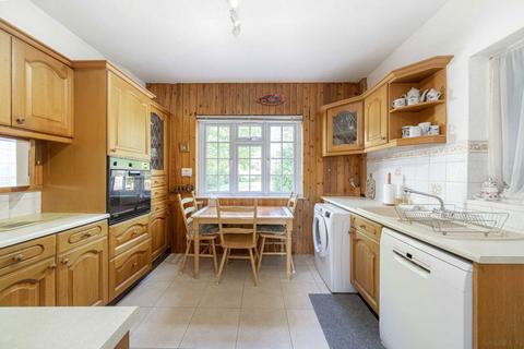 undefined, Harfield Road, Sunbury-On-Thames TW16