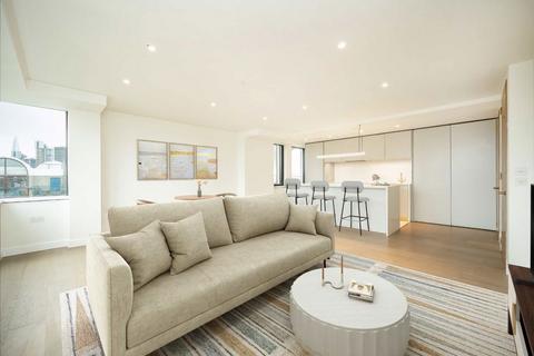 2 bedroom flat for sale, Fann Street, London EC2Y