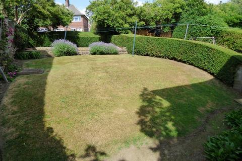 3 bedroom end of terrace house for sale, Stanningley Road, Leeds LS13