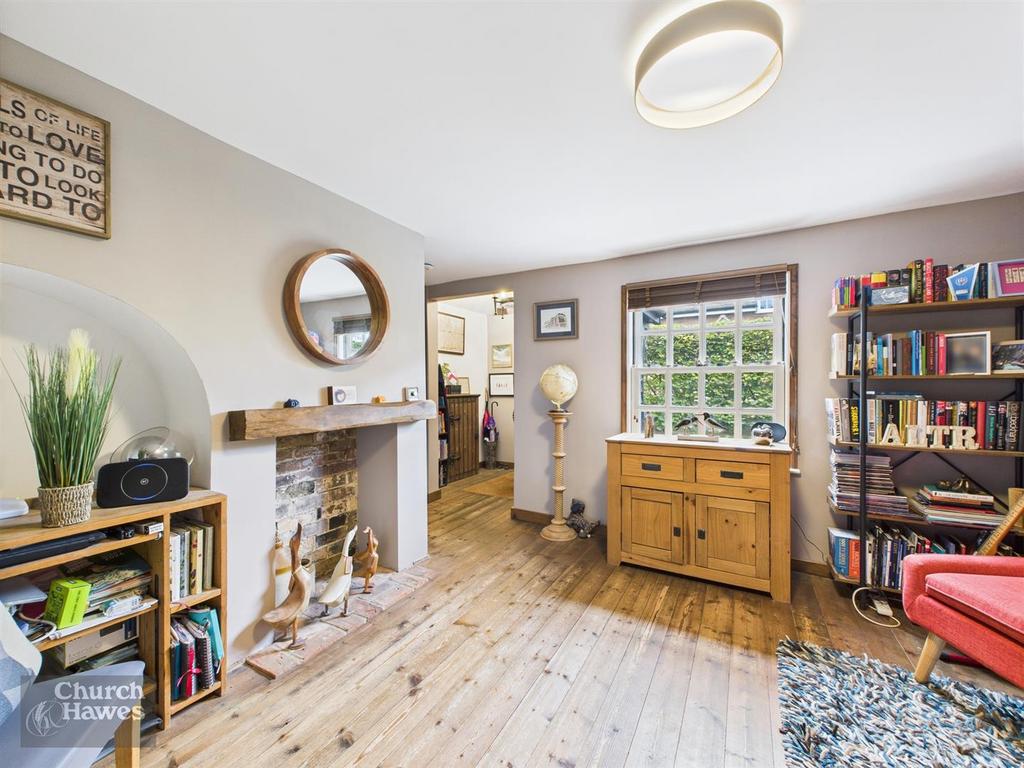 CAM04964 G0-PR0188-STILL013.jpg