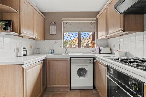 4 bedroom detached house for sale, St. Philips Drive, Evesham WR11