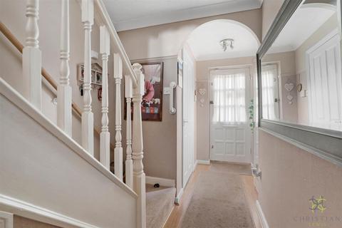 4 bedroom detached house for sale, St. Philips Drive, Evesham WR11