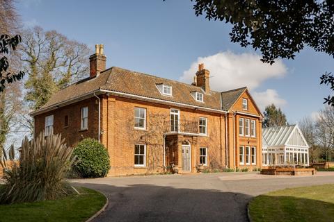 6 bedroom detached house for sale, Drabblegate, Aylsham, Norfolk