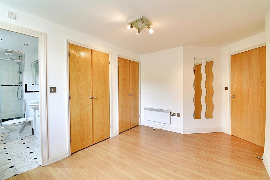 Bedroom 2 2.jpg