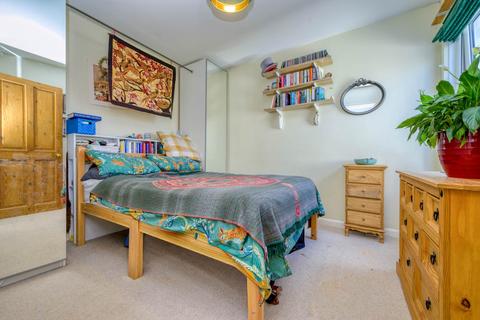 undefined, Star Road, Reading RG4