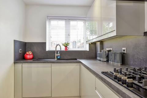 4 bedroom semi-detached house for sale, Popes Road, Abbots Langley WD5