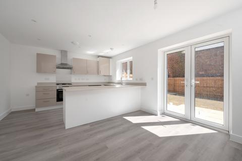 3 bedroom semi-detached house to rent, Charles Dyer Close, Melton Mowbray