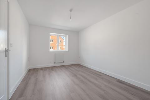 3 bedroom semi-detached house to rent, Charles Dyer Close, Melton Mowbray