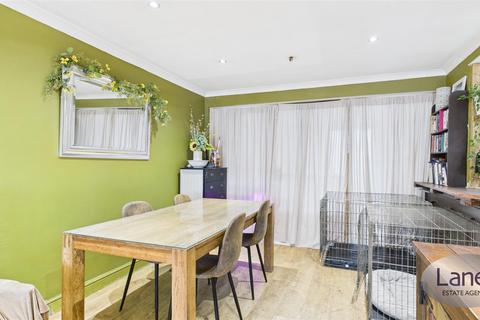 undefined, Green Close, Cheshunt