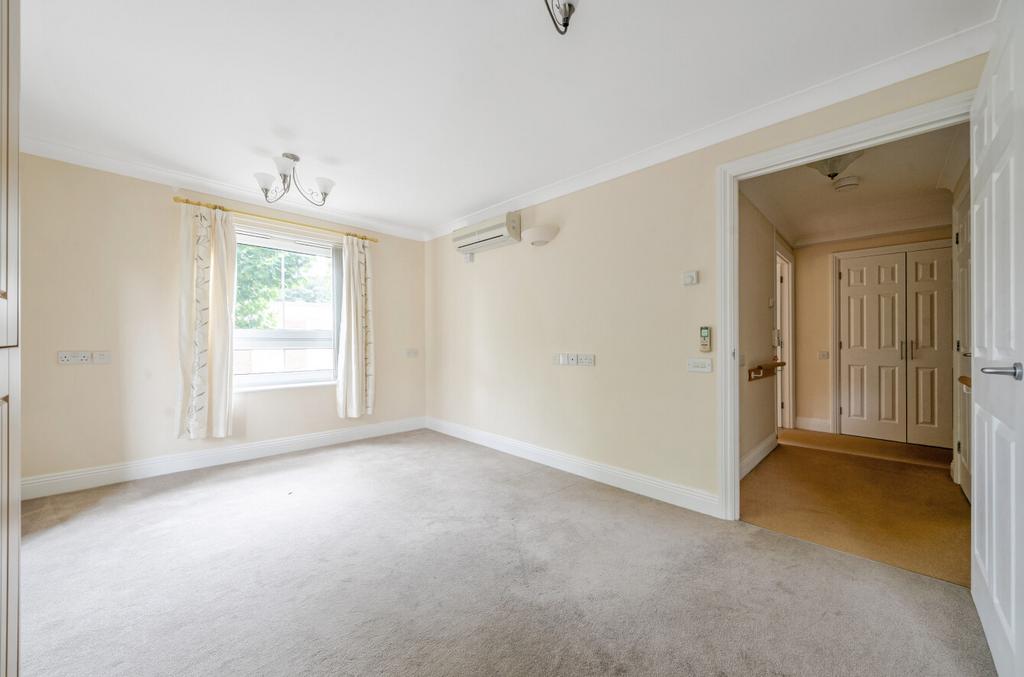 1326331-9-688218c...