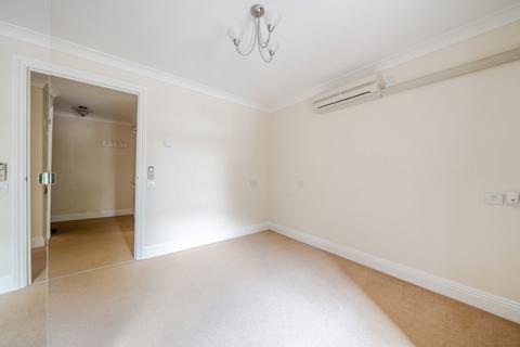 1 bedroom retirement property for sale, Hill Lane, Southampton, Hampshire, SO15